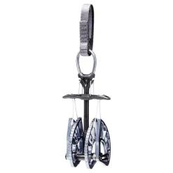 Climbing Protection><noscript><img width=